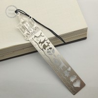 Wholesale fashion custom etched metal bookmark for gifts