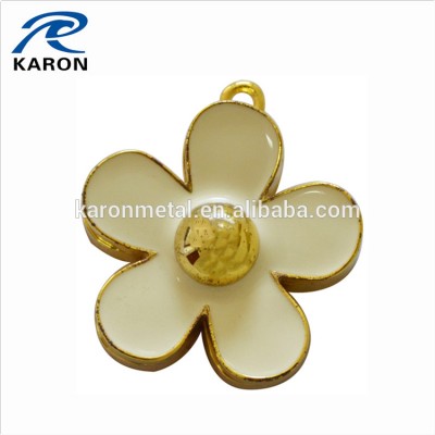 flower shape custom perfume pendant for balm