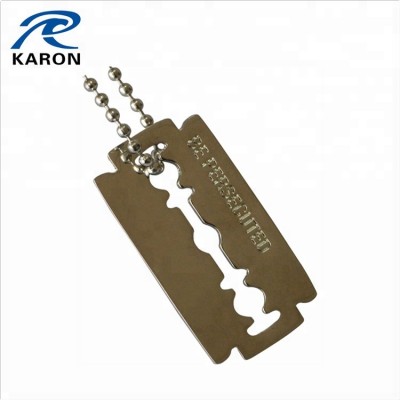 personalized razor blade dog tag in zinc alloy